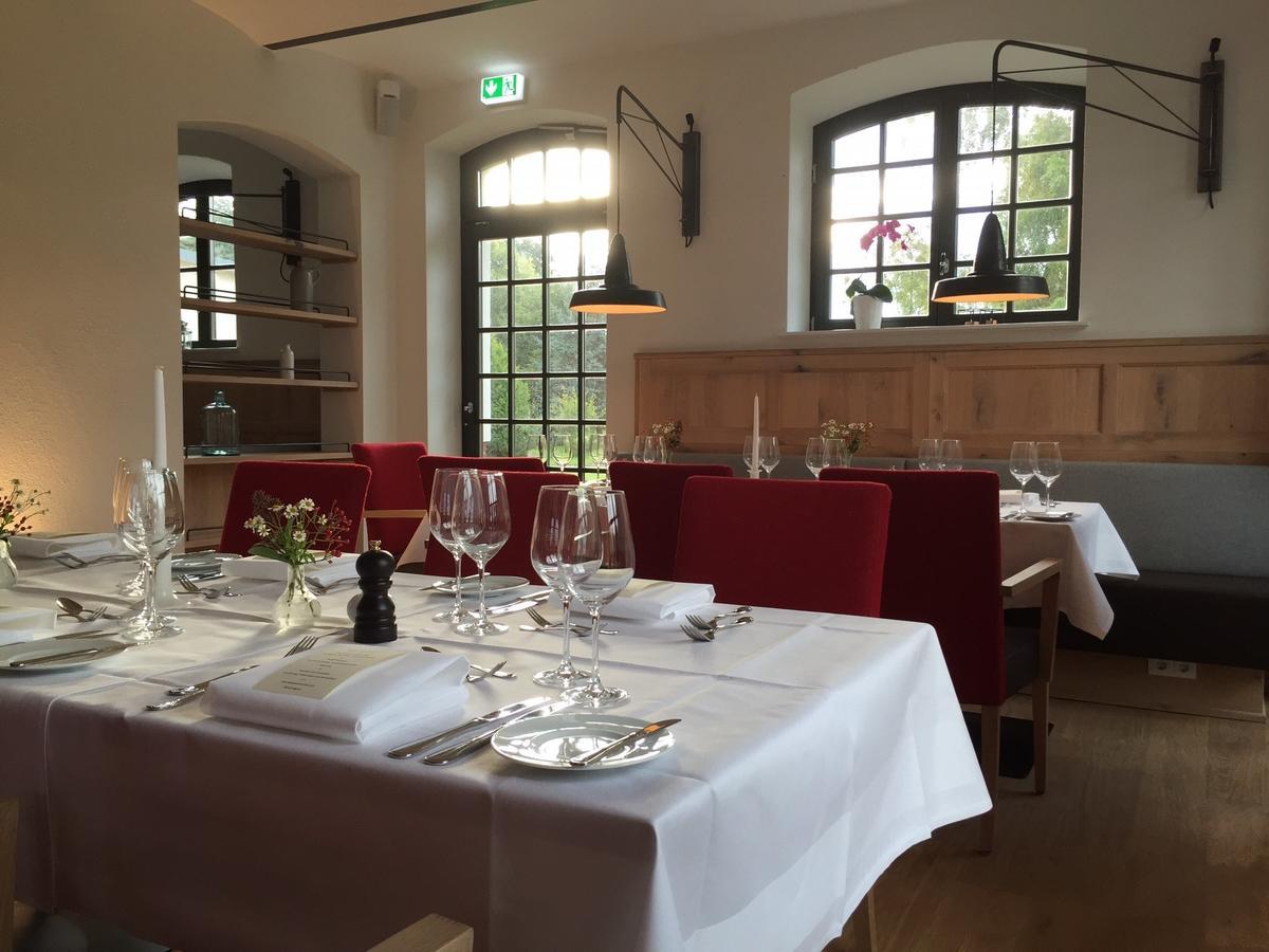 Hotel Paulinenhof à Belzig Extérieur photo