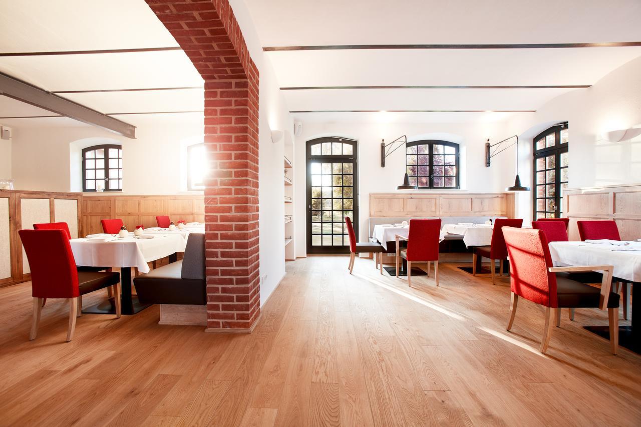 Hotel Paulinenhof à Belzig Extérieur photo